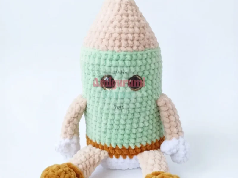 Amigurumi pencil doll crochet pattern in single crochet