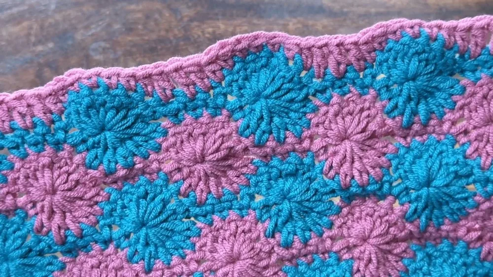 How to crochet the Catherine Wheel stitch pattern