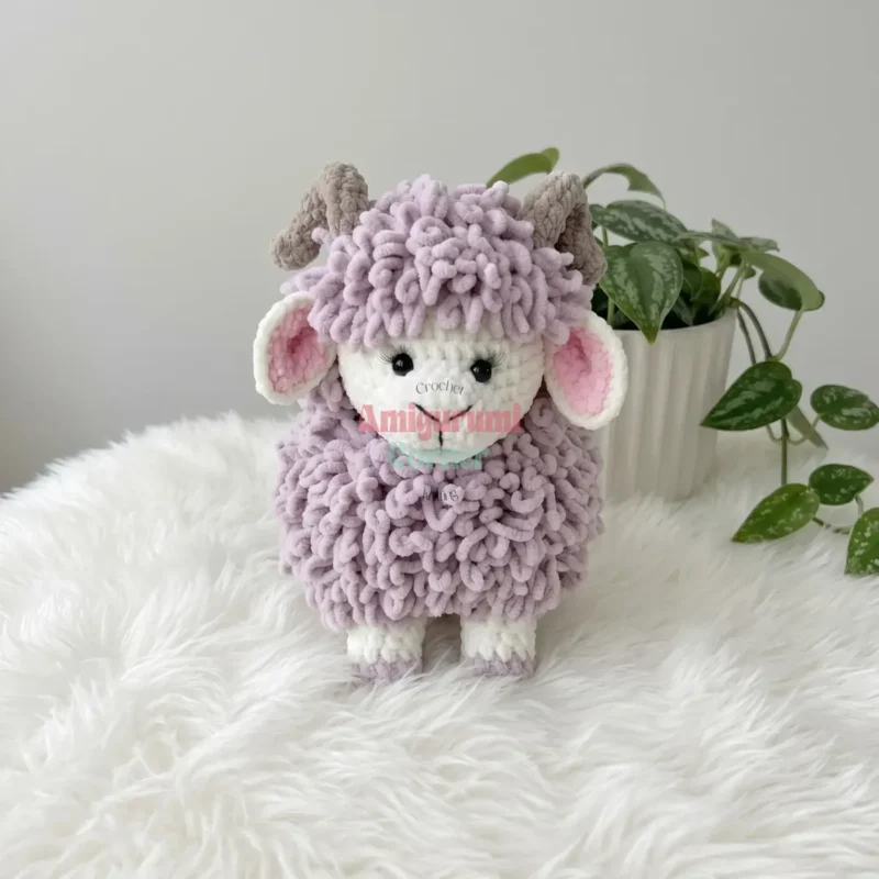 Crochet lamb amigurumi with a loop stitch fleece coat — photo 3