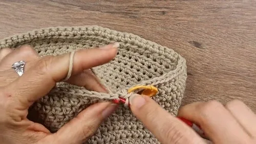 Simple crochet bucket hat pattern for beginners — photo 2