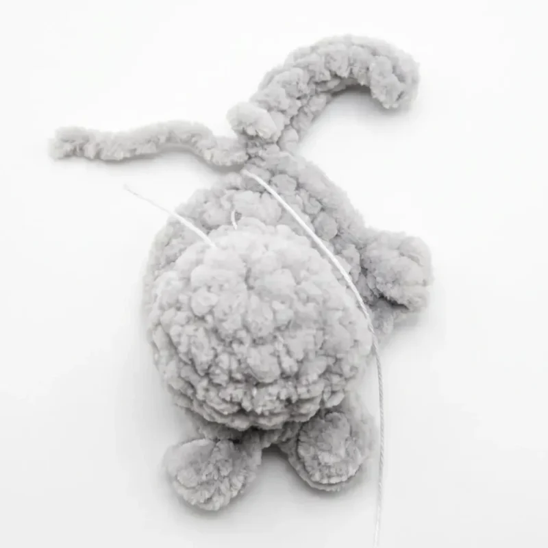 Tiny plush kitten amigurumi pattern in single crochet — photo 3