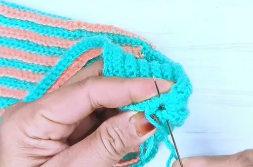 Toe-up crochet socks in worsted weight yarn — photo 3