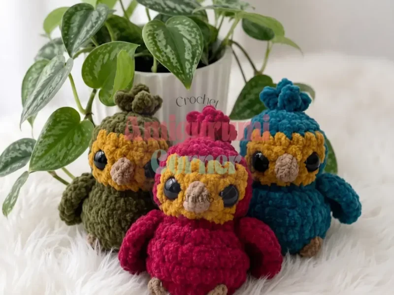 Velvet phoenix amigurumi crochet pattern with crest and wings