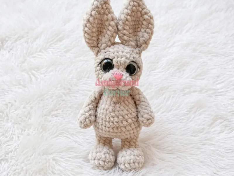 A worsted-weight amigurumi bunny crochet pattern