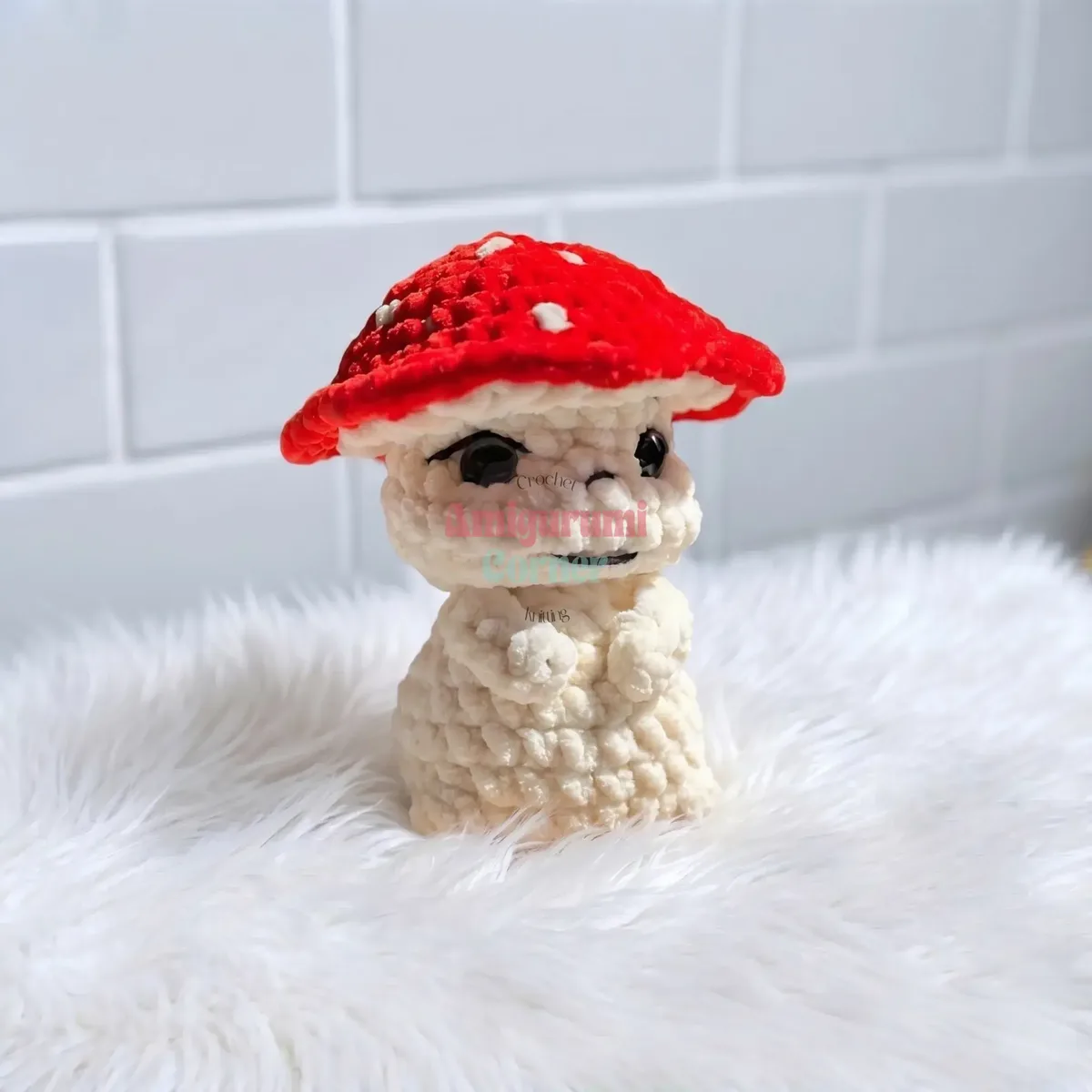 Crochet a mini mushroom amigurumi in single crochet