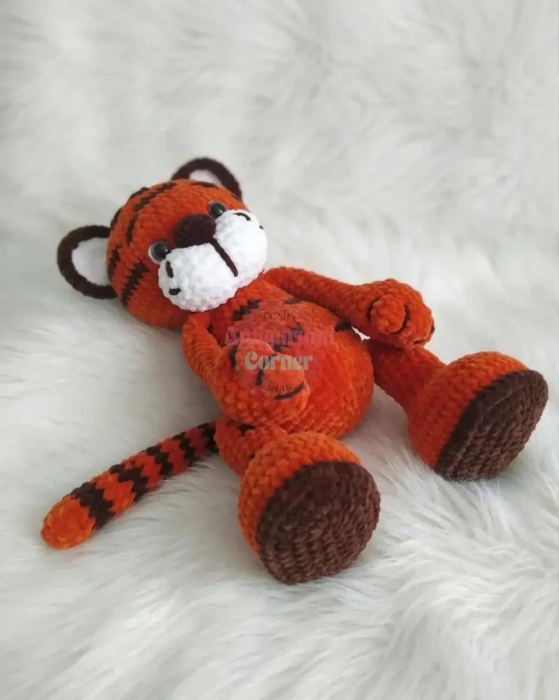 How to crochet a plush tiger amigurumi — photo 3