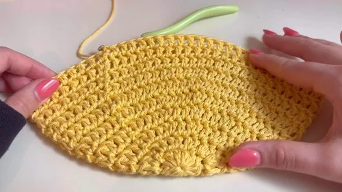 Crochet a straw-style bucket hat in double crochet — photo 2