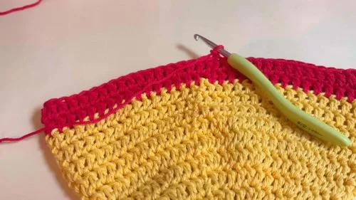 Crochet a straw-style bucket hat in double crochet — photo 3