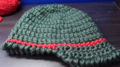 Men's crochet hat with a sloped double crochet brim — photo 2