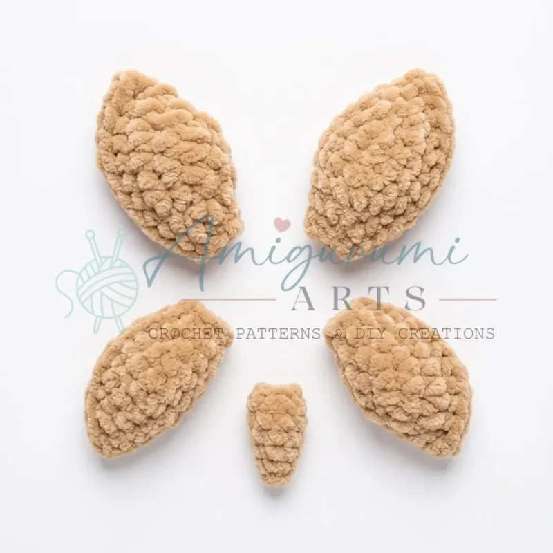 Crochet a mini turtle amigurumi in two panels — photo 4