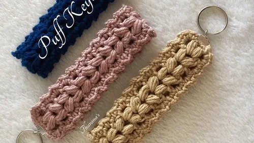 Crochet puff stitch heart keychain pattern